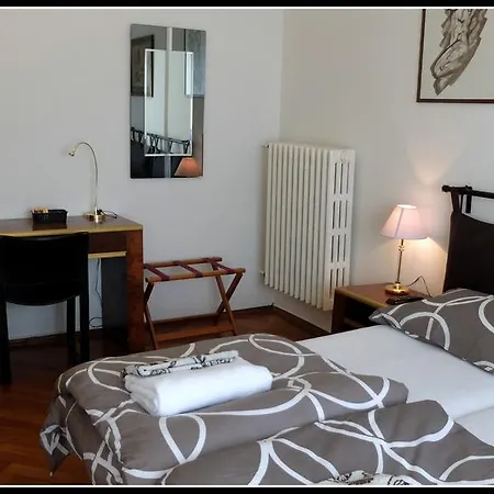 B&B Piazza Goldoni-3